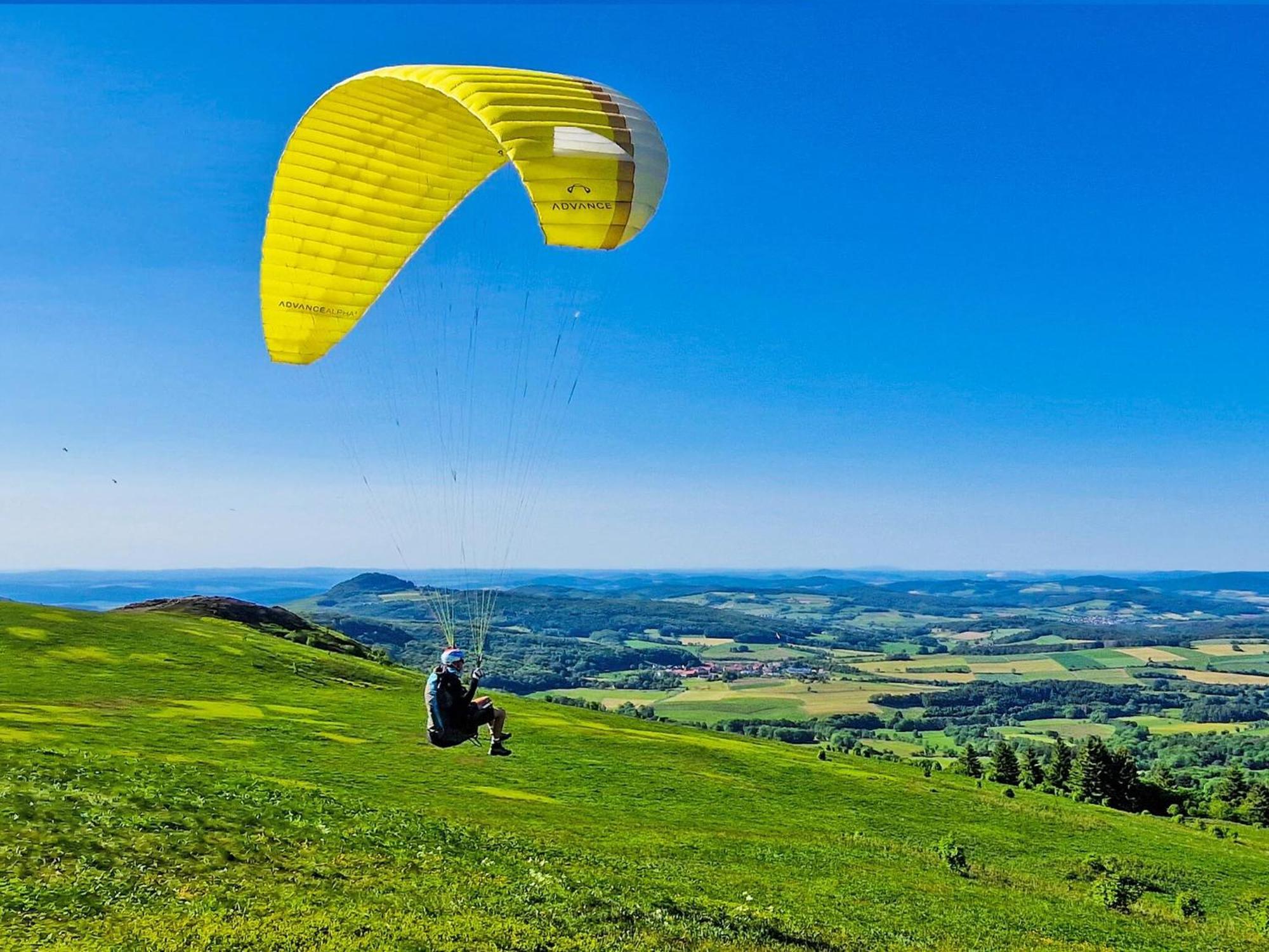 Berghotel Deutscher Flieger Wasserkuppe 게르슈펠트 외부 사진