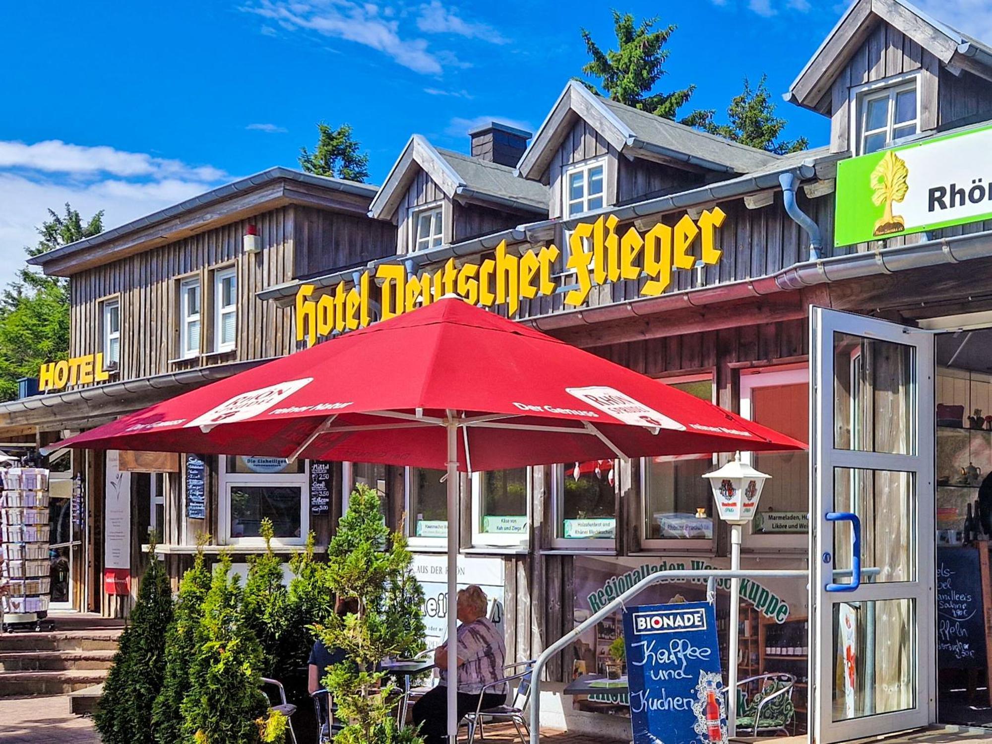 Berghotel Deutscher Flieger Wasserkuppe 게르슈펠트 외부 사진