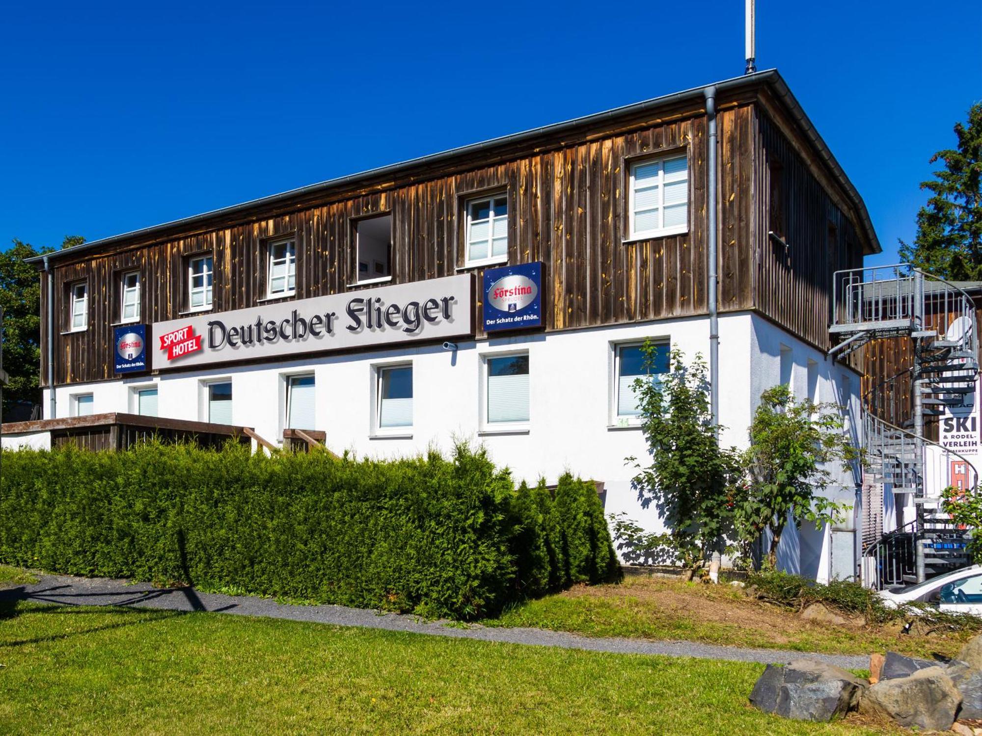 Berghotel Deutscher Flieger Wasserkuppe 게르슈펠트 외부 사진