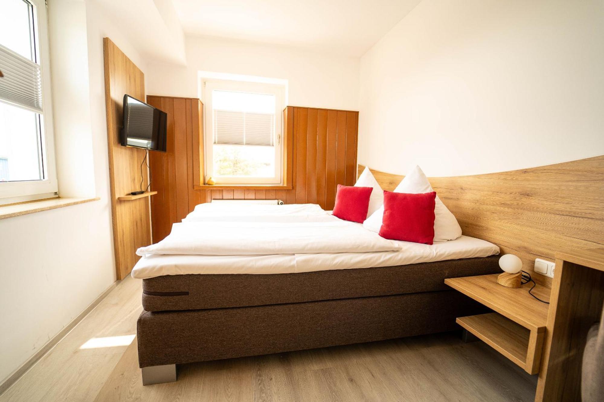 Berghotel Deutscher Flieger Wasserkuppe 게르슈펠트 객실 사진