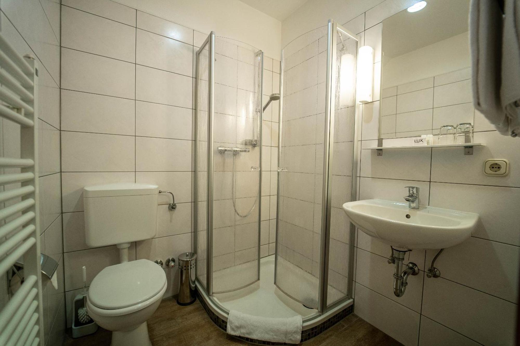 Berghotel Deutscher Flieger Wasserkuppe 게르슈펠트 객실 사진